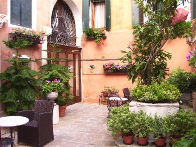Hotel San Cassiano Ca'Favretto Венеция Екстериор снимка